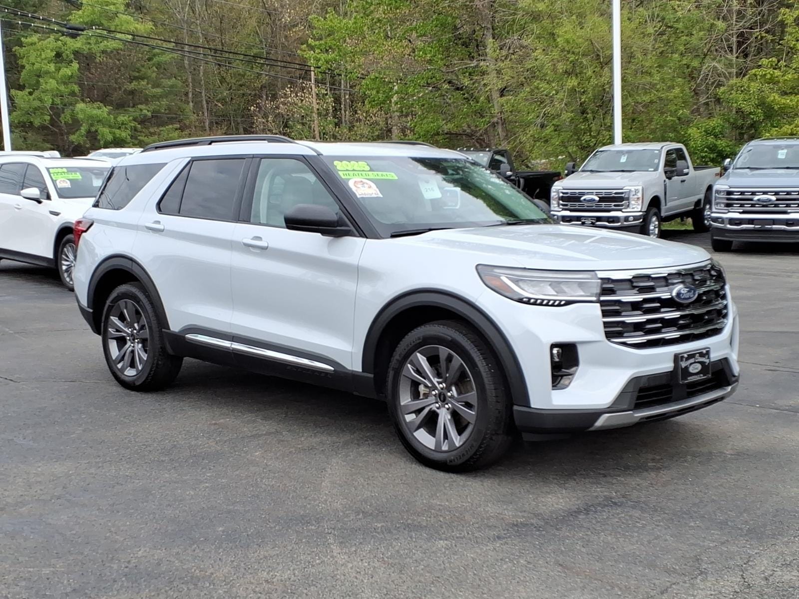 2025 Ford Explorer Active 4WD (PL535)'s photo