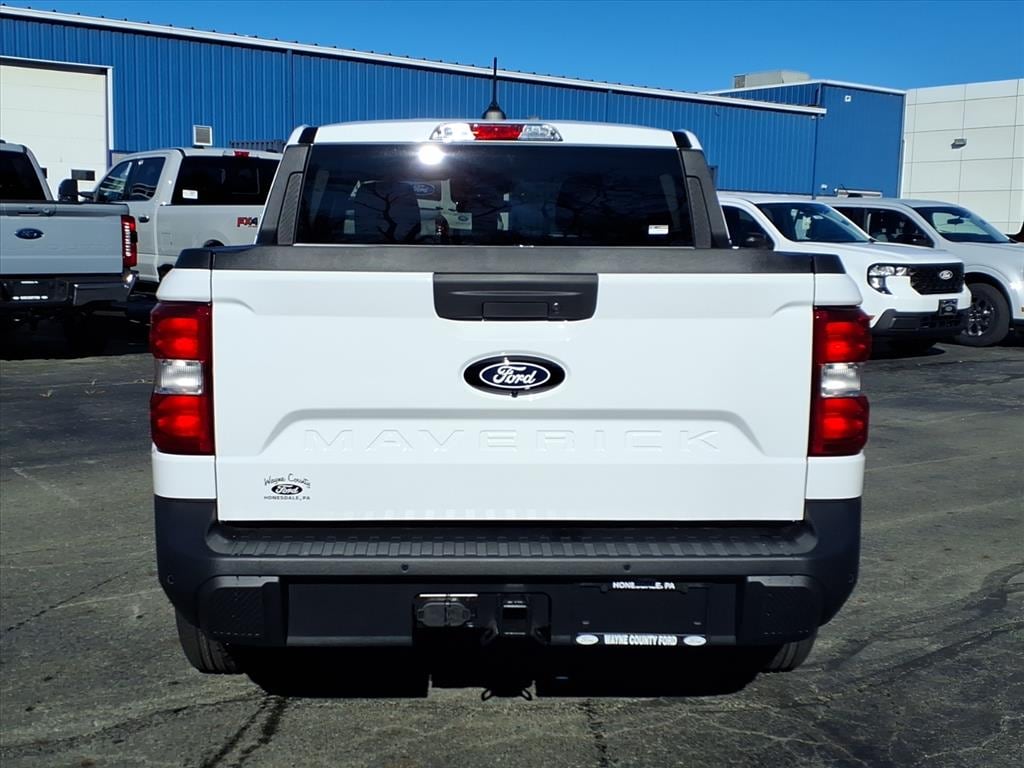 New 2025 Ford Maverick XL AWD XL SuperCrew 4.5 ft. SB