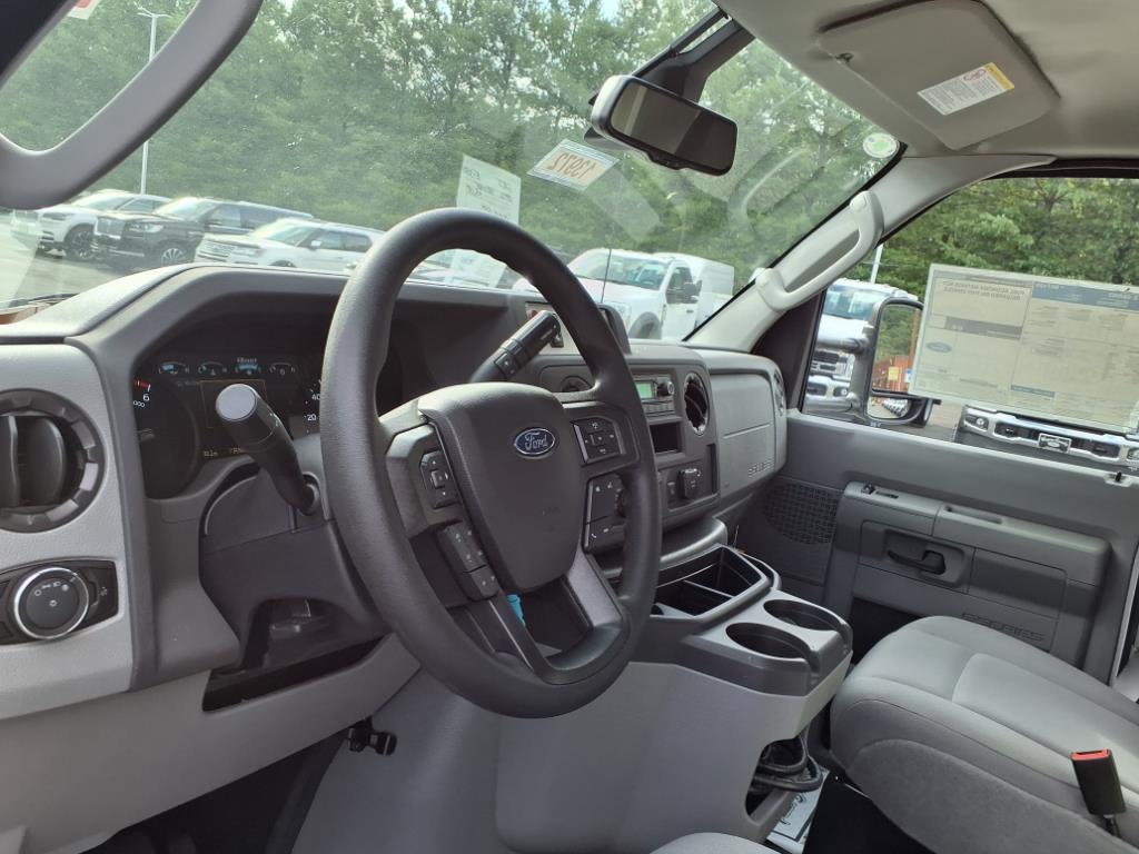 2026 Ford E-Series Cutaway Base - Photo 9