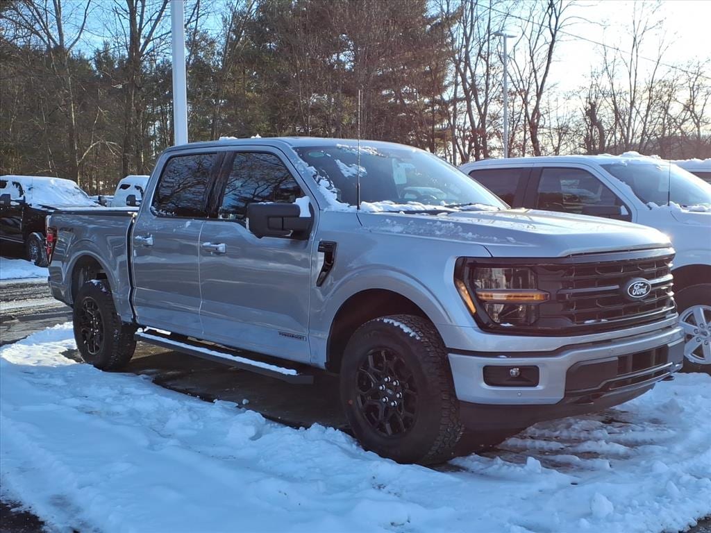 2025 Ford F-150 XLT's photo