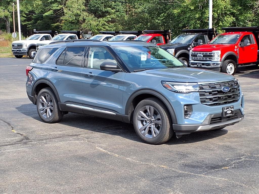 2025 Ford Explorer Active's photo