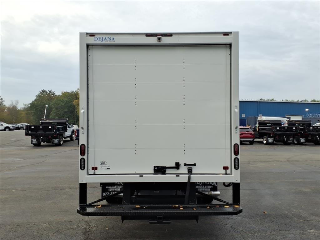 2026 Ford E-Series Cutaway Base - Photo 6