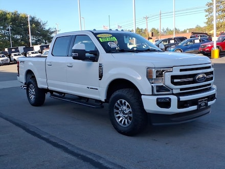 2022 Ford F-350 Super Duty Lariat 4x4 Lariat  Crew Cab 6.8 ft. SB SRW Pickup