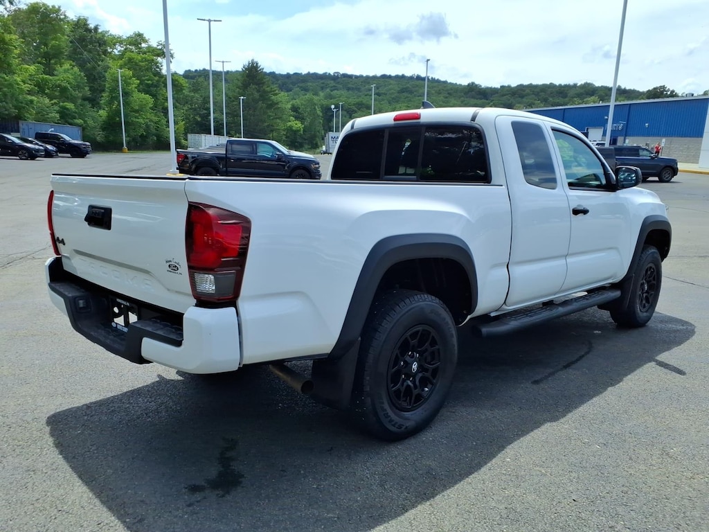 Used 2019 Toyota Tacoma SR With SX Package 4x4 SR Access Cab 6.1 ft LB