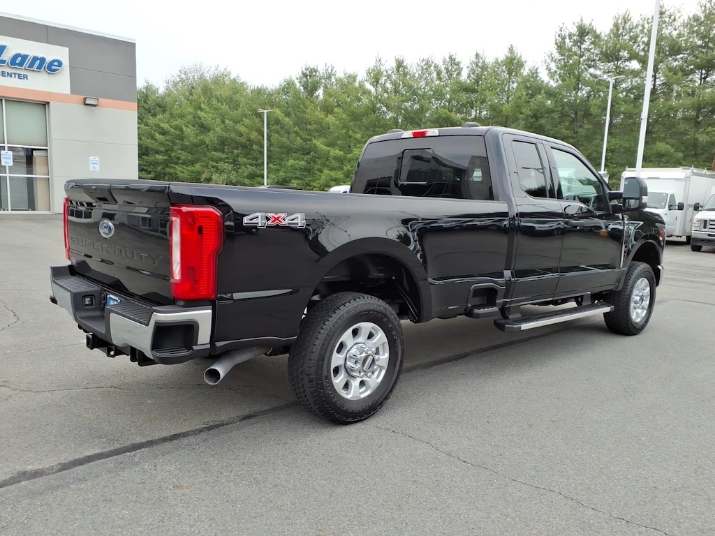 Used 2023 Ford F-350 Super Duty XLT 4x4 XLT SuperCab 8 ft. LB SRW Pickup