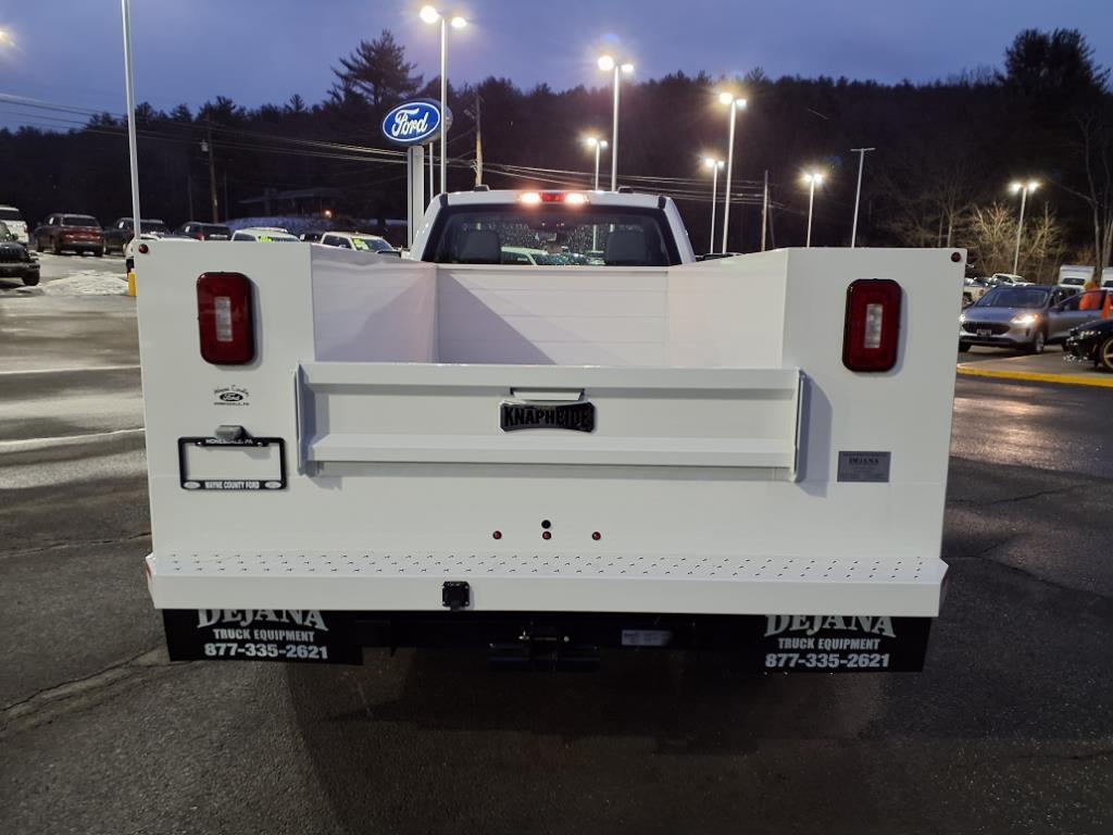 2024 Ford F-550 photo 4