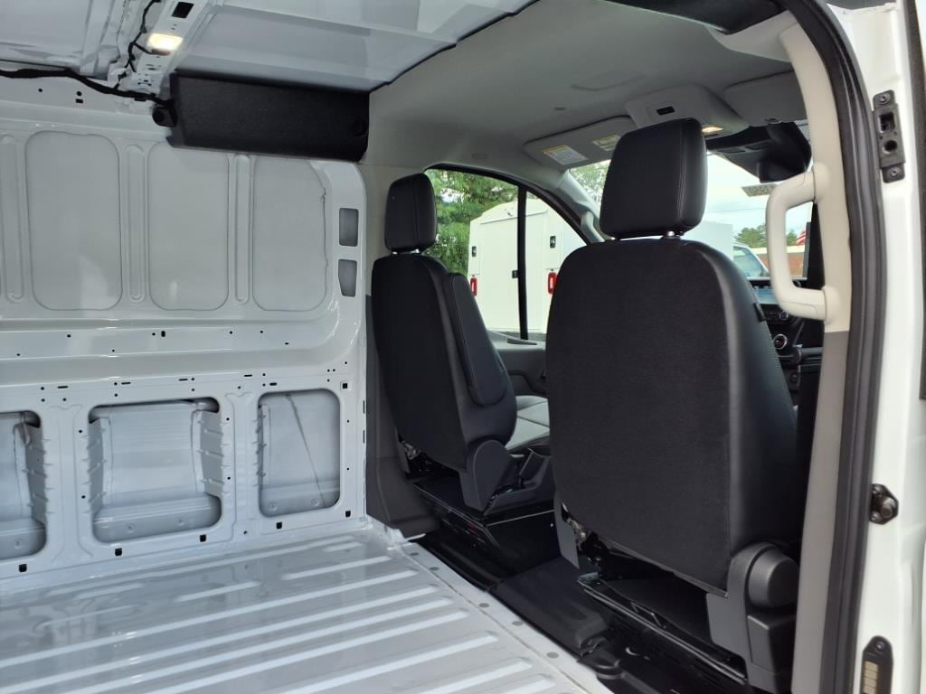 2025 Ford Transit Van Base - Photo 11