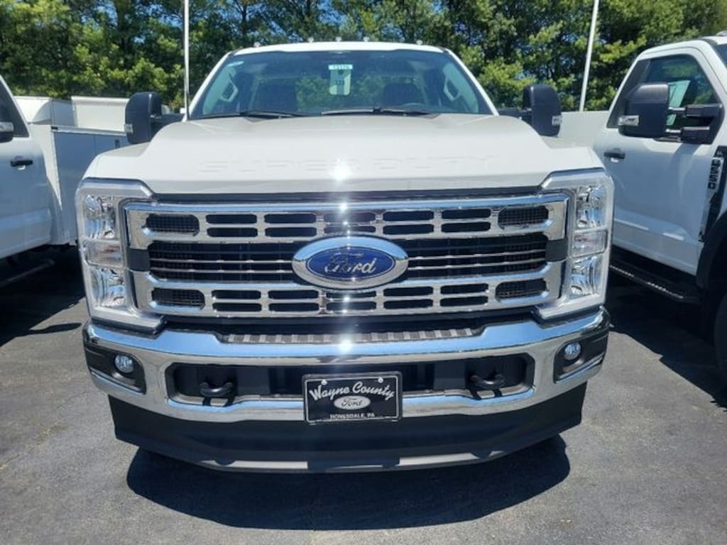 New 2023 Ford F-350 Super Duty XL 4x4 XL Regular Cab 145 in. WB SRW Chassis