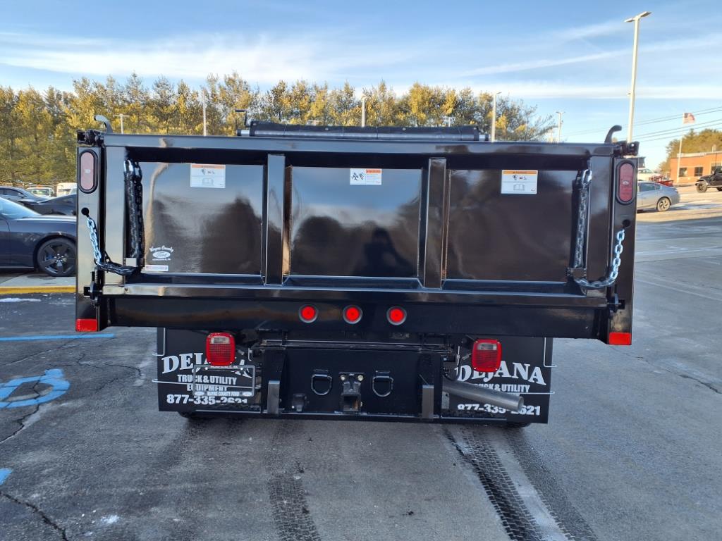 2024 Ford F-550 photo 4