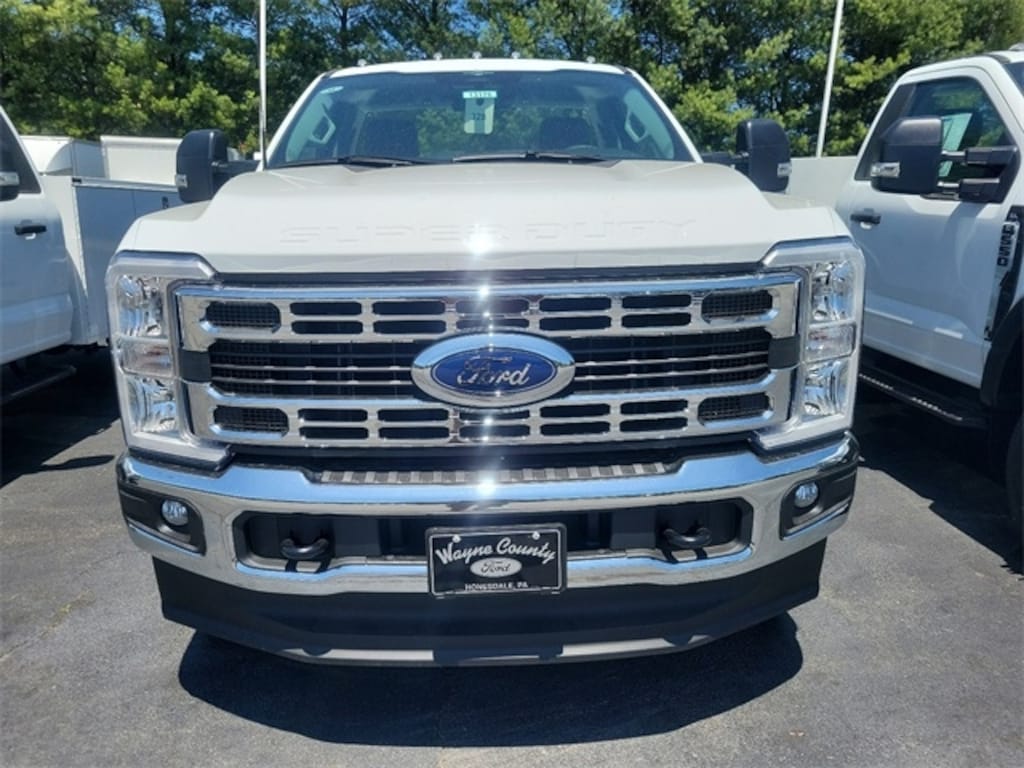 New 2023 Ford F-350 Super Duty XL 4x4 XL Regular Cab 145 in. WB SRW Chassis