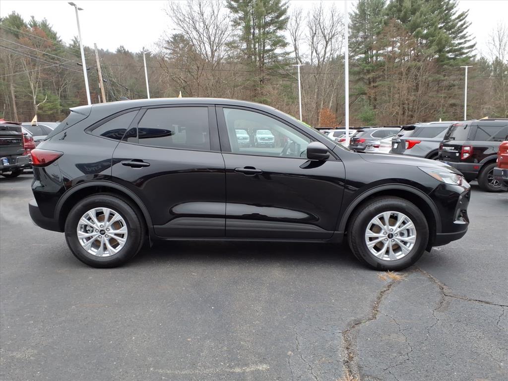 2025 Ford Escape Active photo 2