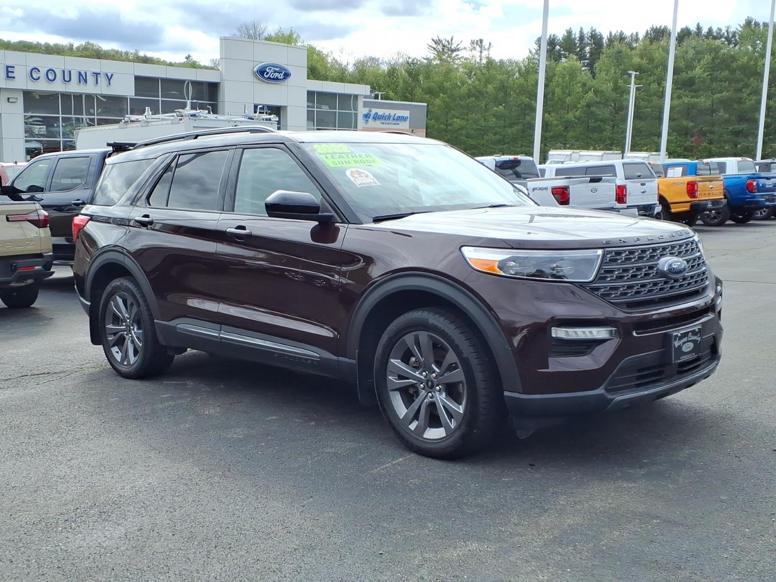 2022 Ford Explorer XLT 4WD's photo