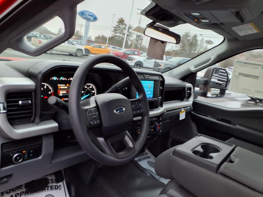 2025 Ford F-550 Super Duty Chassis Cab XL - Photo 12