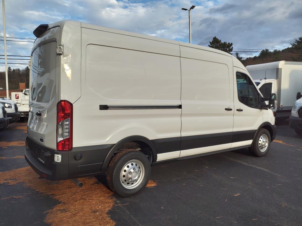 2024 Ford Transit Cargo Van photo 3