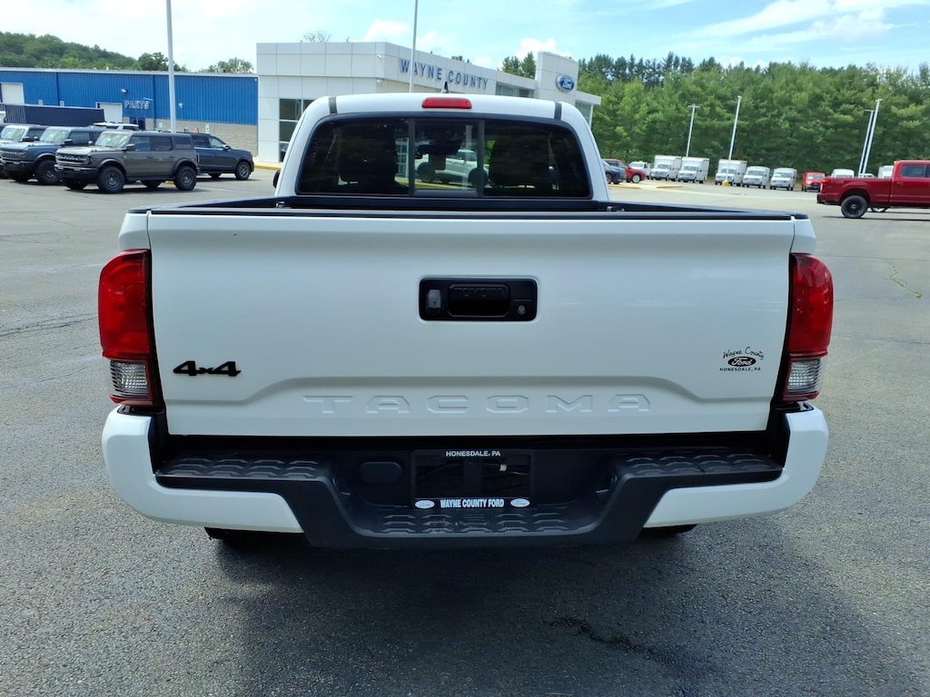 Used 2019 Toyota Tacoma SR With SX Package 4x4 SR Access Cab 6.1 ft LB