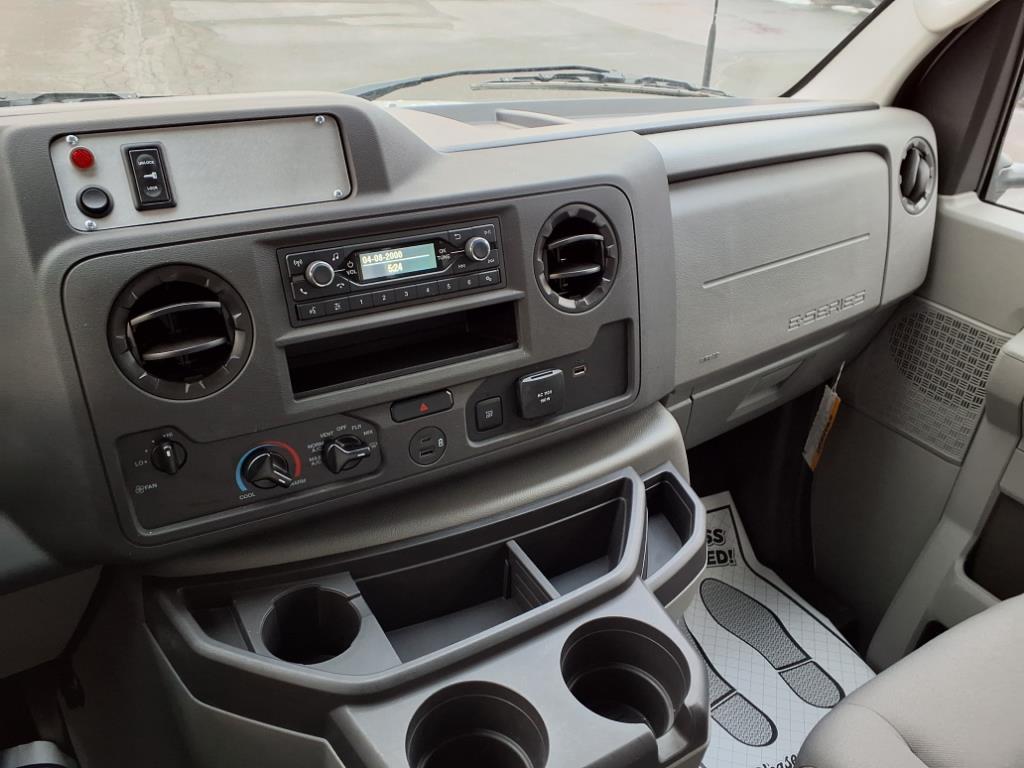 2025 Ford E-Series Cutaway Base - Photo 19