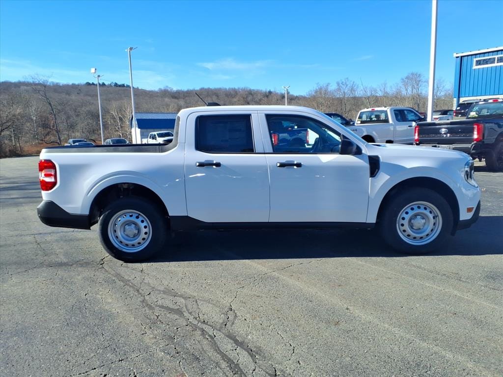 New 2025 Ford Maverick XL AWD XL SuperCrew 4.5 ft. SB