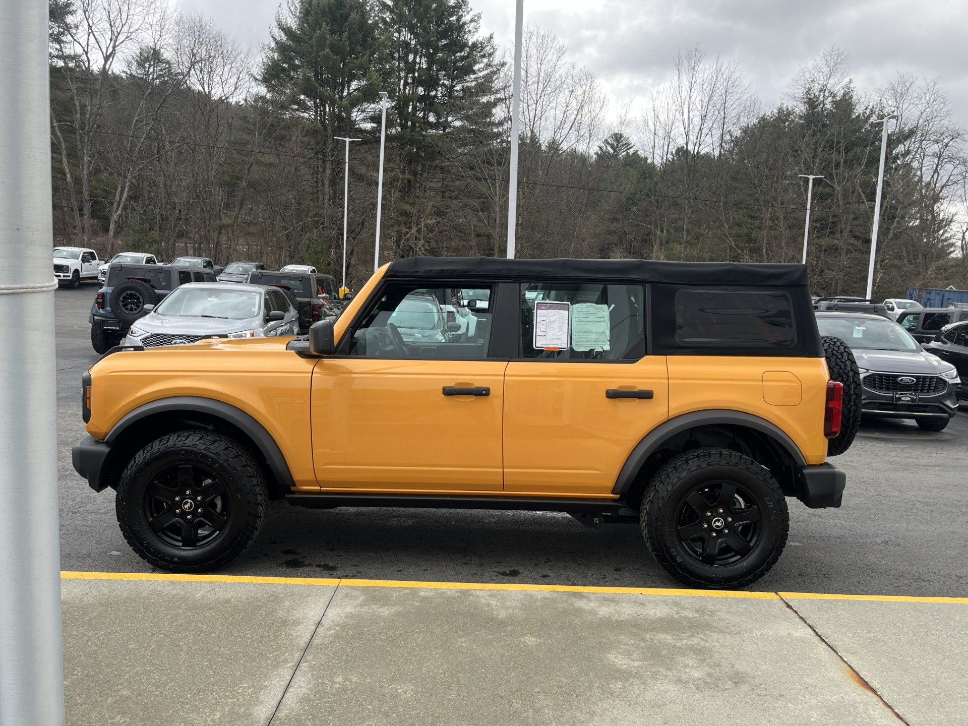 Certified 2022 Ford Bronco 4-Door Base with VIN 1FMEE5BP8NLB19544 for sale in Honesdale, PA