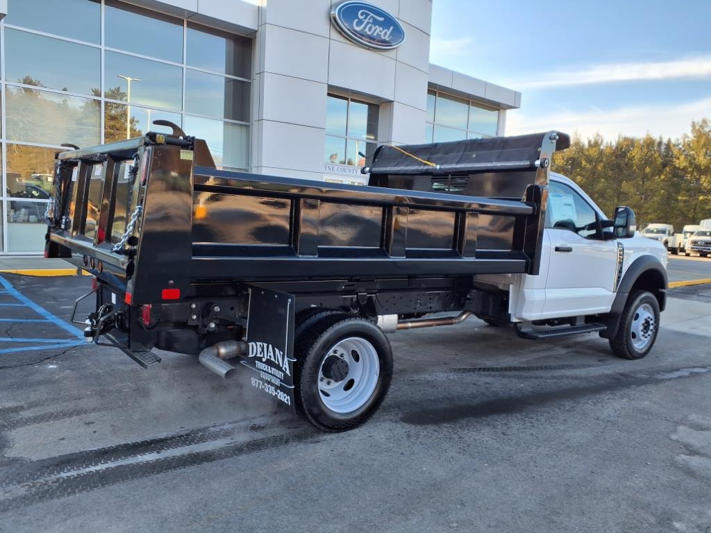 2024 Ford F-550 photo 3