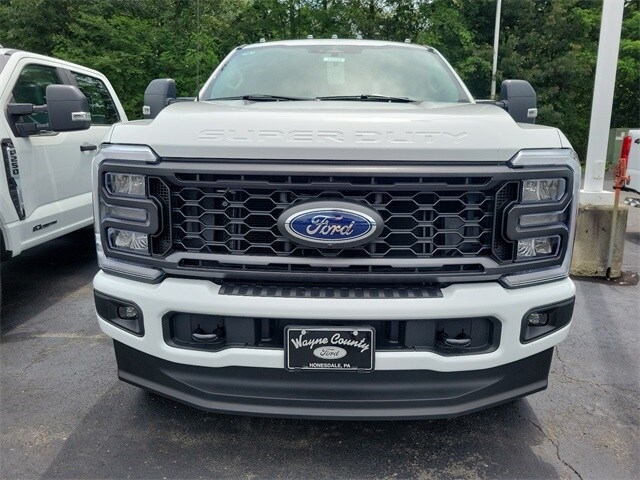 2023 Ford F-250 XL photo 2