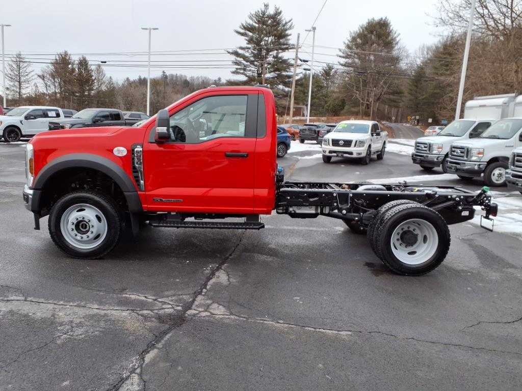 2025 Ford F-550 Super Duty Chassis Cab XL - Photo 6