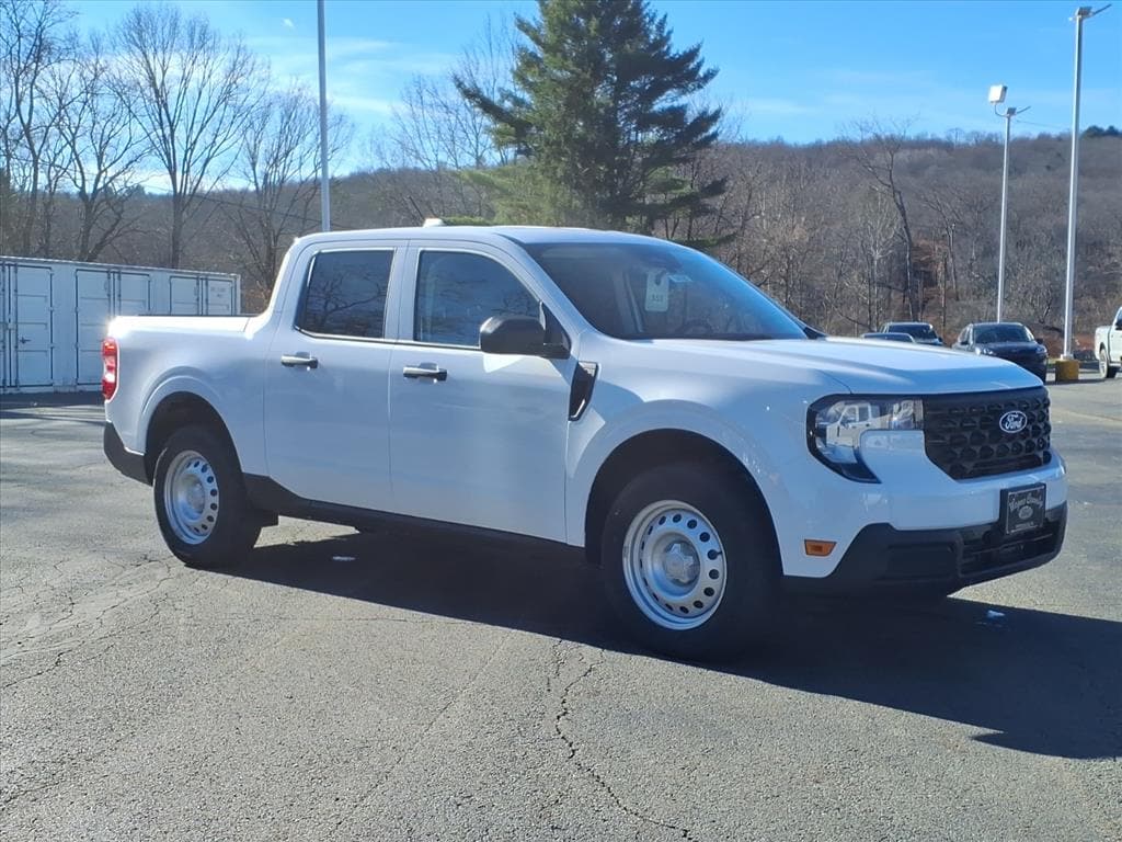 New 2025 Ford Maverick XL AWD XL SuperCrew 4.5 ft. SB