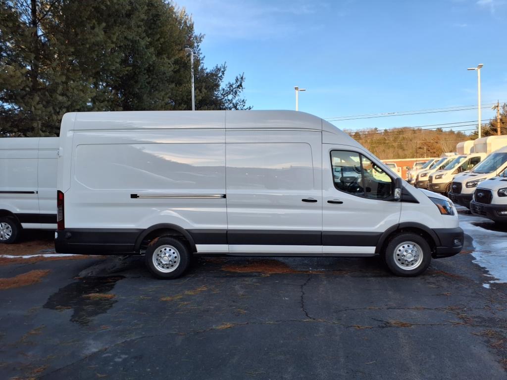 2024 Ford Transit Cargo Van photo 2