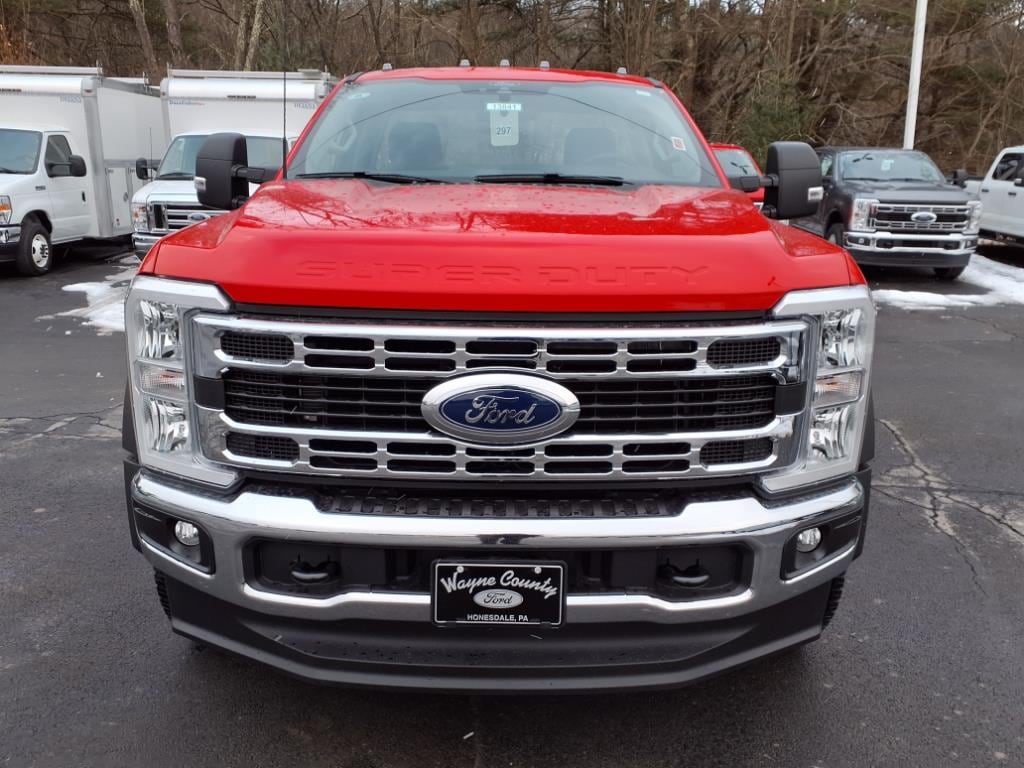 2025 Ford F-550 Super Duty Chassis Cab XL - Photo 8
