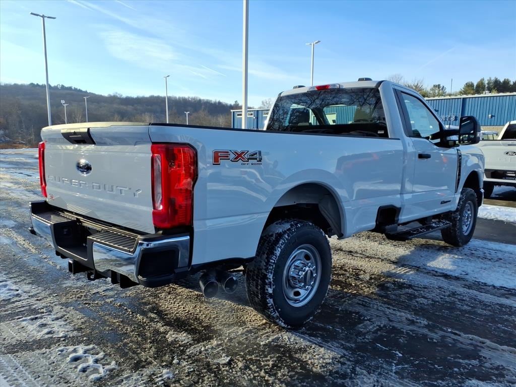 New 2025 Ford F-250 Super Duty XL 4x4 XL Regular Cab 8 ft. LB Pickup