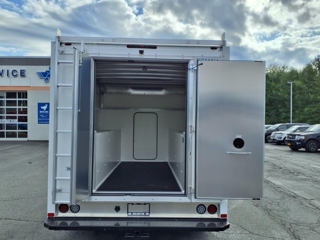 2026 Ford E-Series Cutaway Base - Photo 12