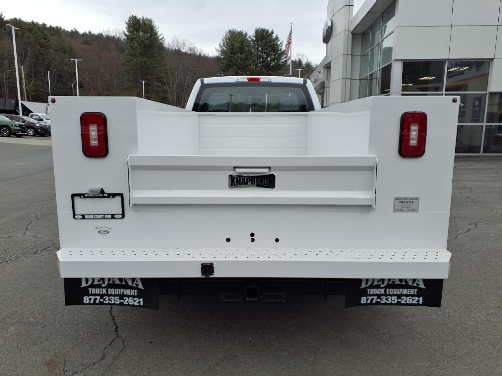 2024 Ford F-550 photo 4