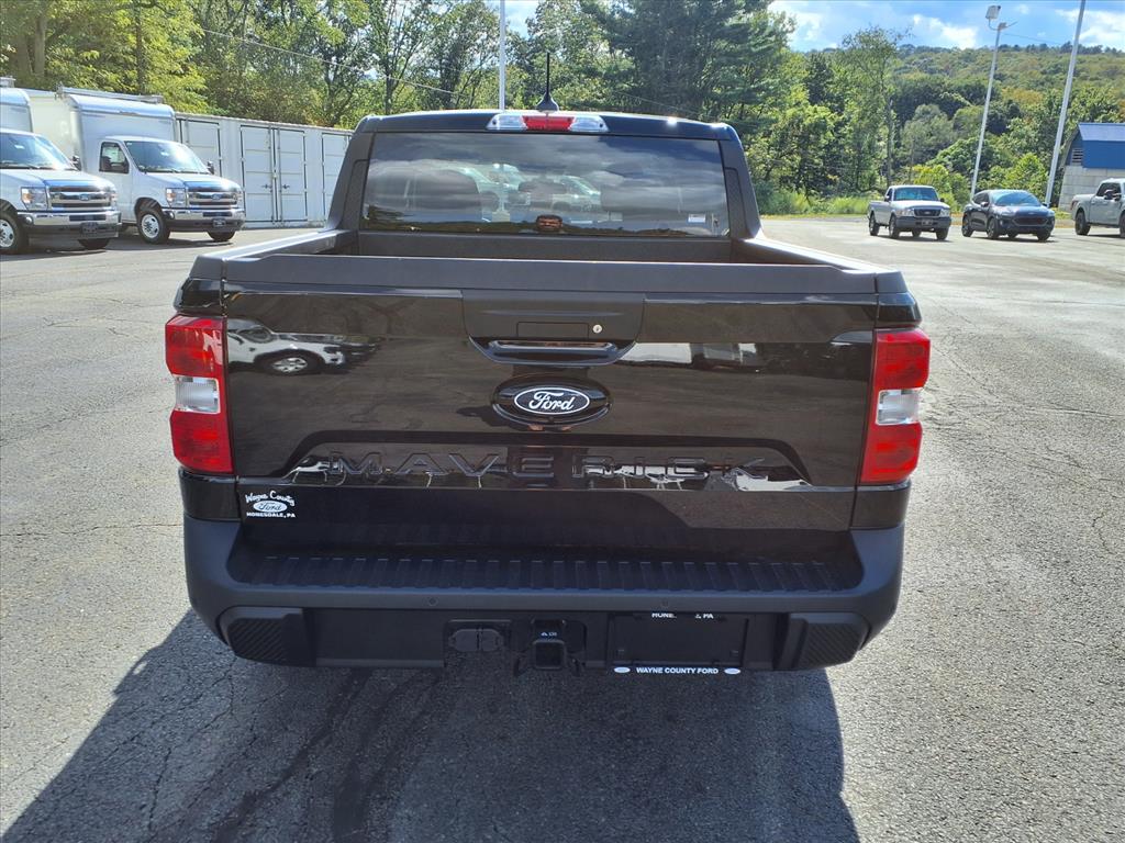 2025 Ford Maverick XLT photo 2