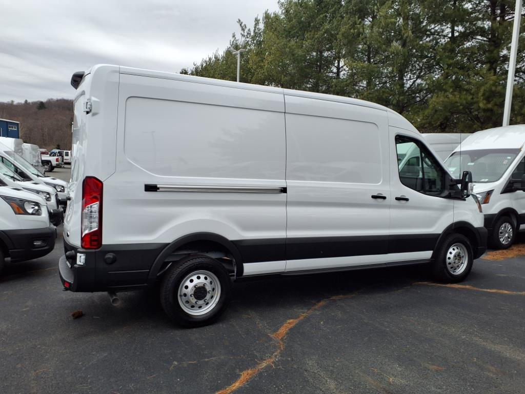 2024 Ford Transit Cargo Van photo 3