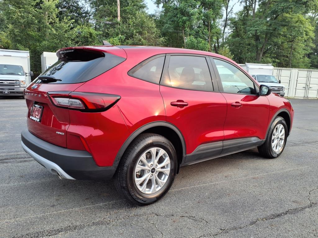 2025 Ford Escape Active photo 2