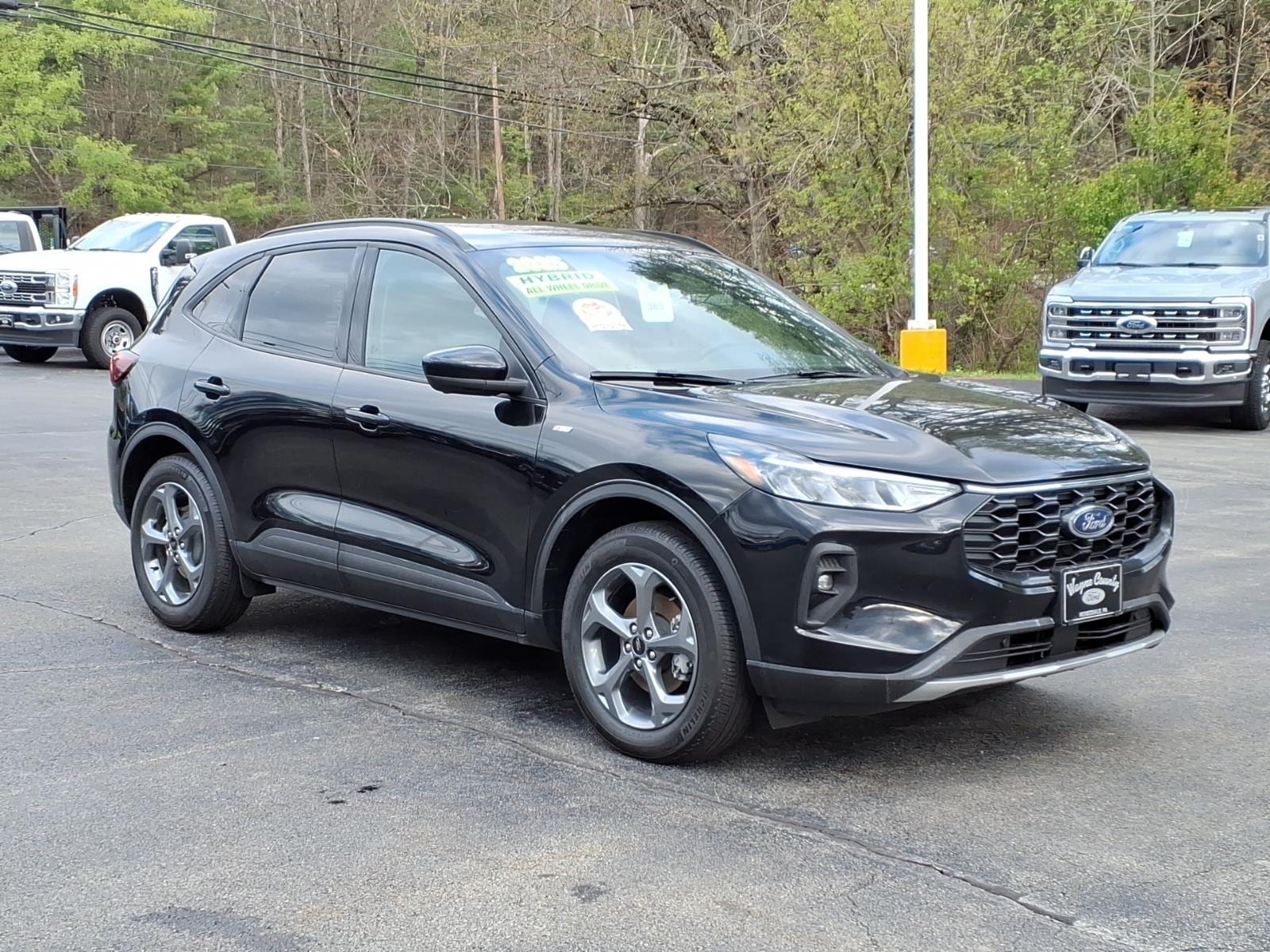 2025 Ford Escape Hybrid