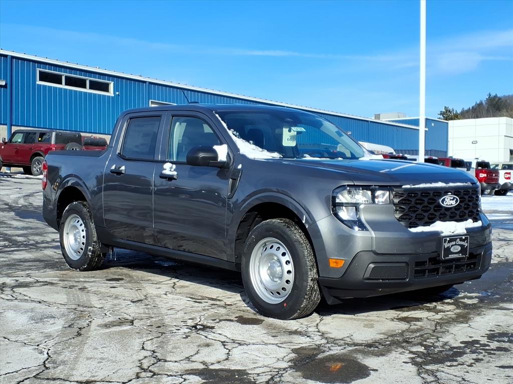 2025 Ford Maverick XL's photo