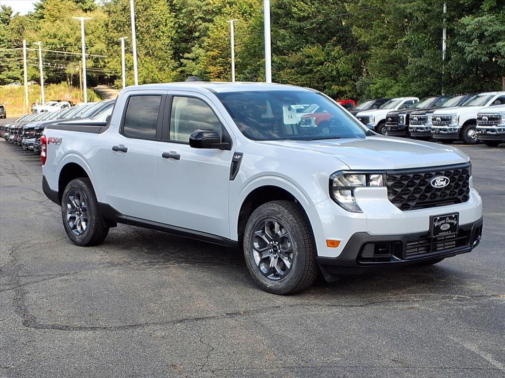2025 Ford Maverick XLT's photo
