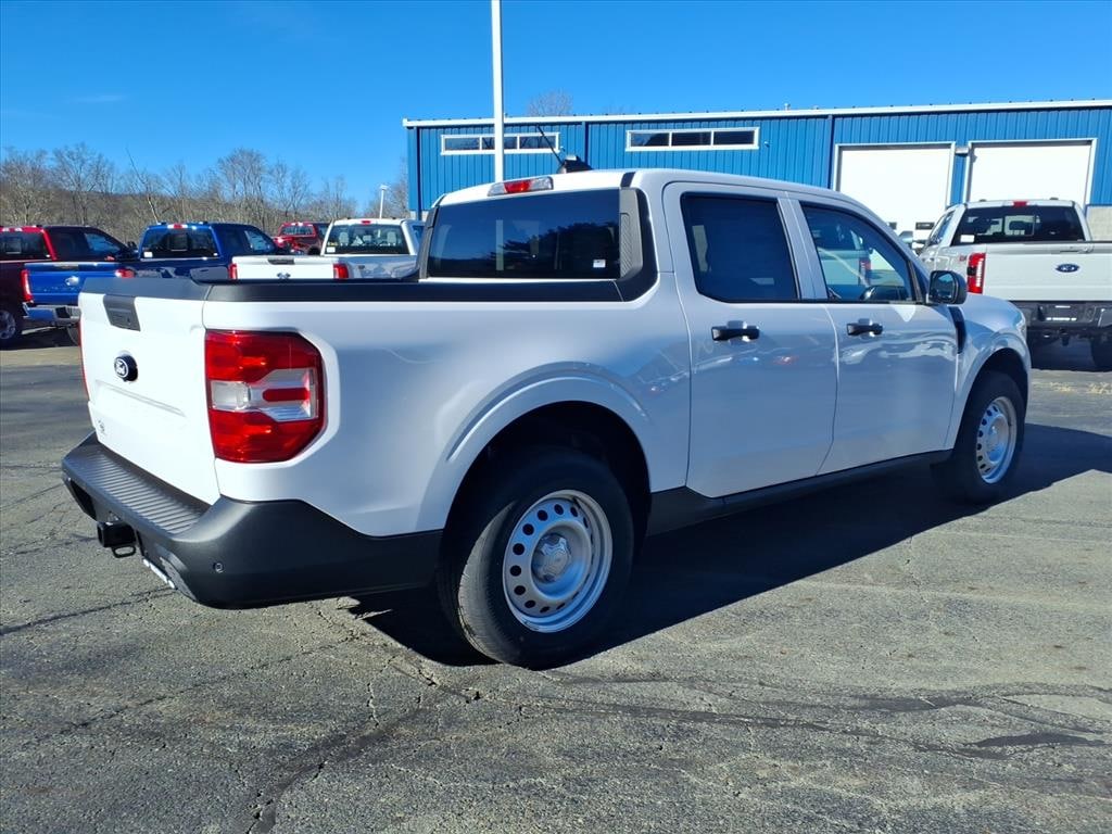New 2025 Ford Maverick XL AWD XL SuperCrew 4.5 ft. SB