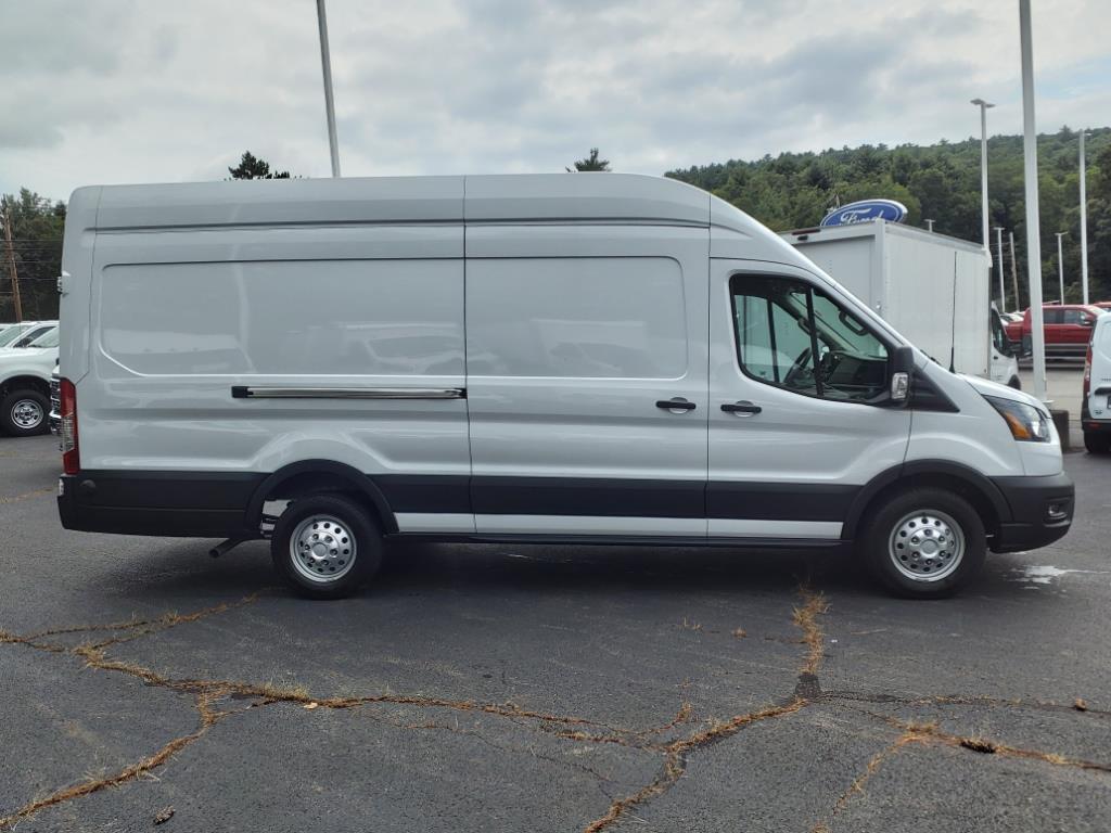 2024 Ford Transit Cargo Van photo 2