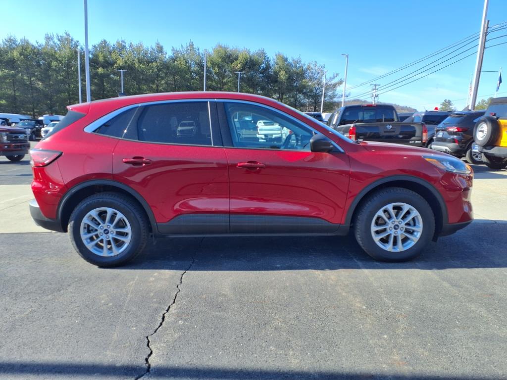 Certified 2022 Ford Escape SE with VIN 1FMCU9G64NUA06539 for sale in Honesdale, PA