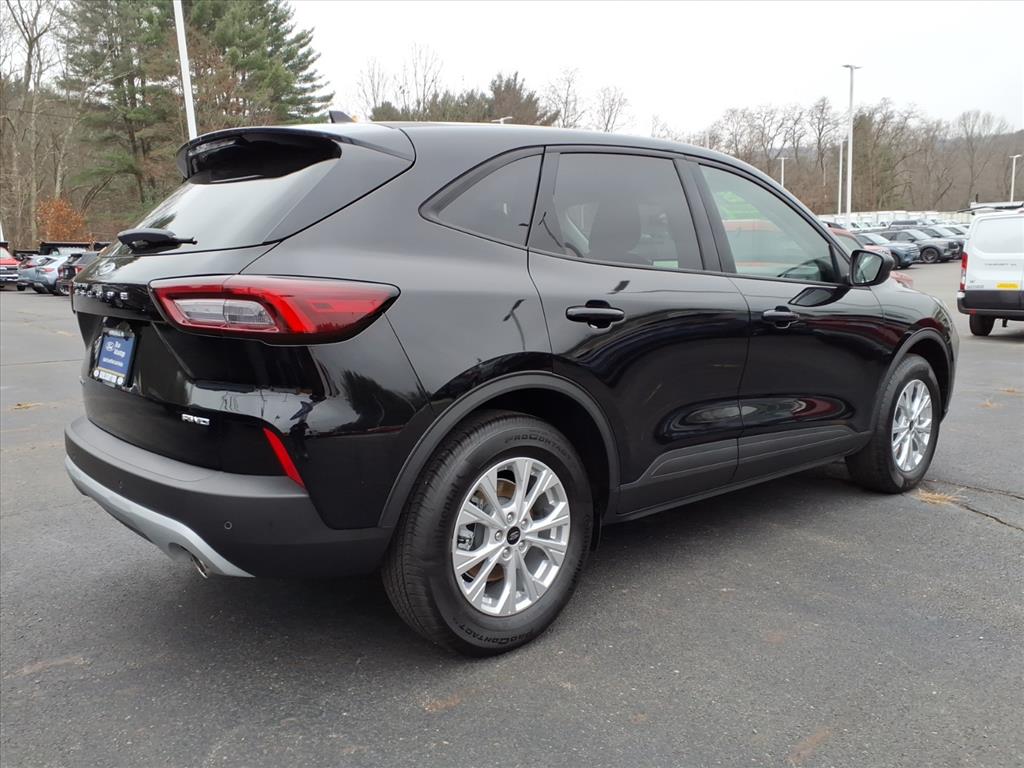 2025 Ford Escape Active photo 3