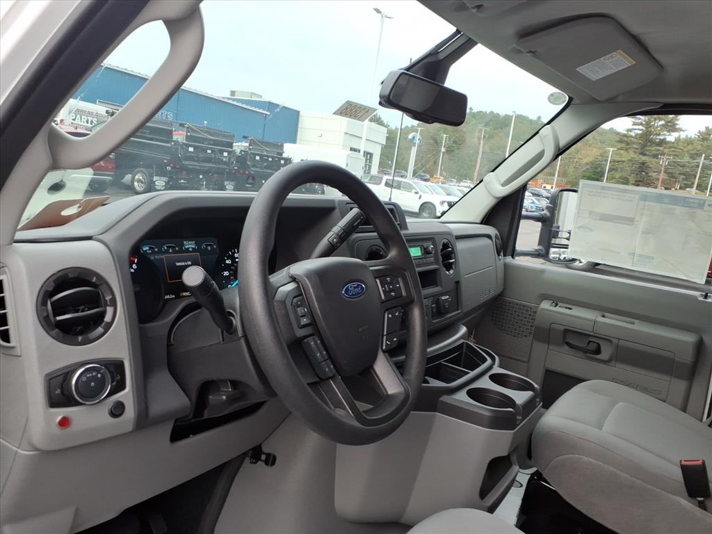 2026 Ford E-Series Cutaway Base - Photo 9