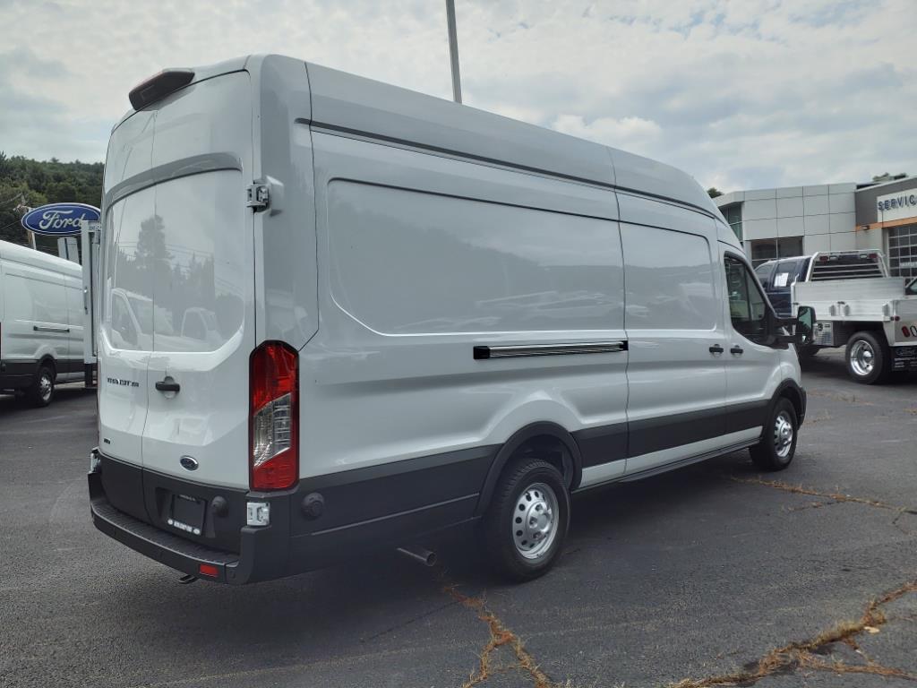 2024 Ford Transit Cargo Van photo 3