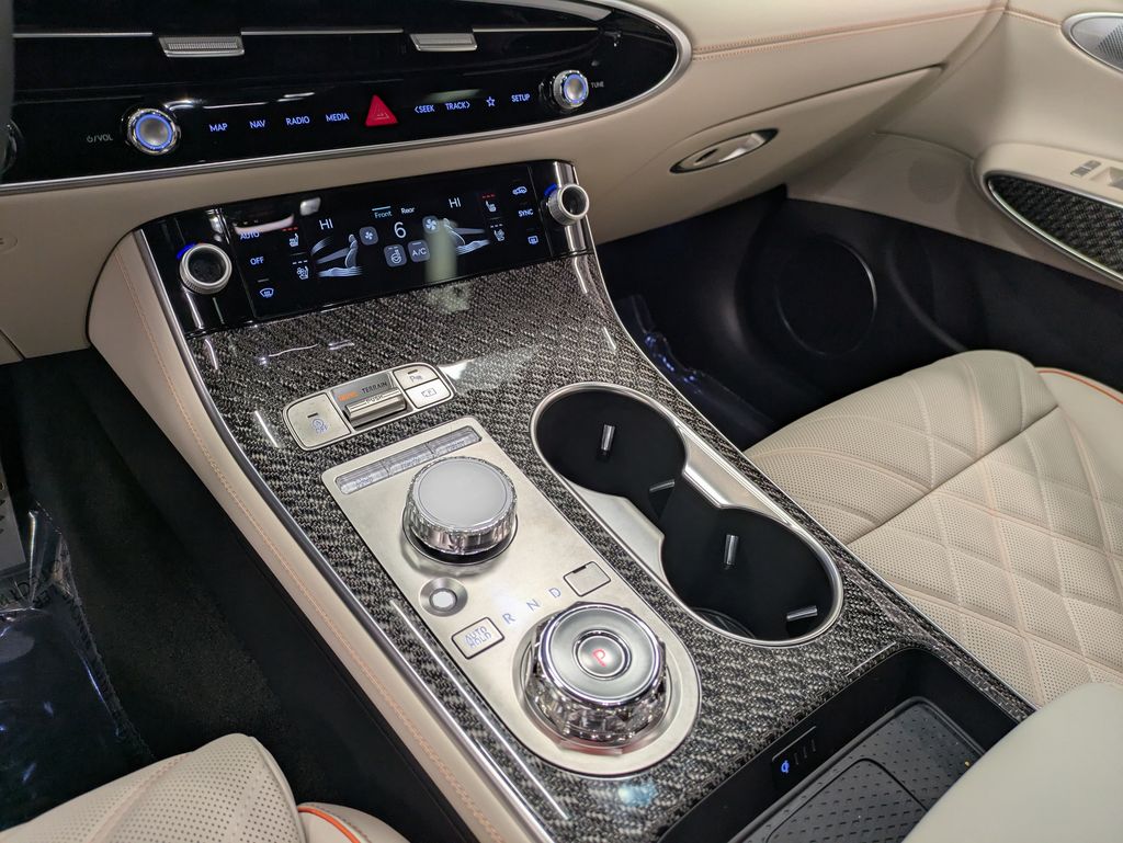 2026 GENESIS GV70 Sport Prestige - Photo 15