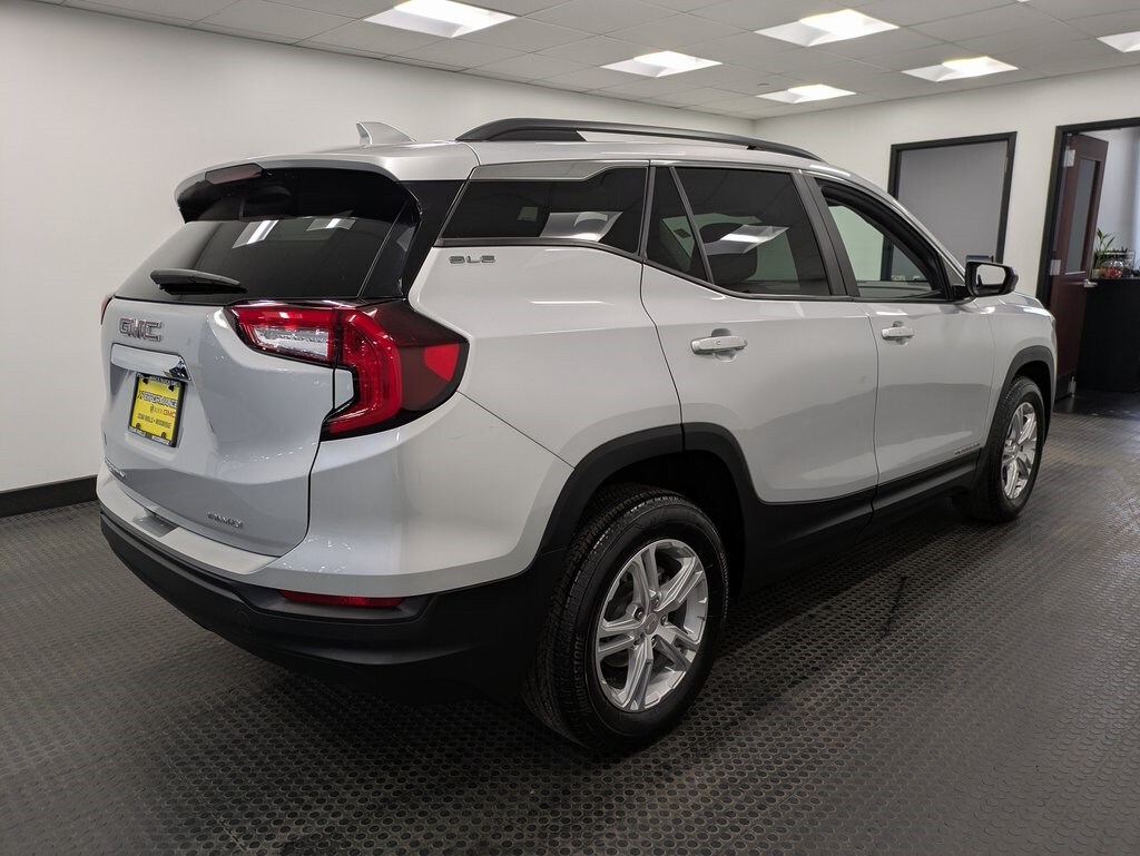 Used 2022 GMC Terrain SLE SUV