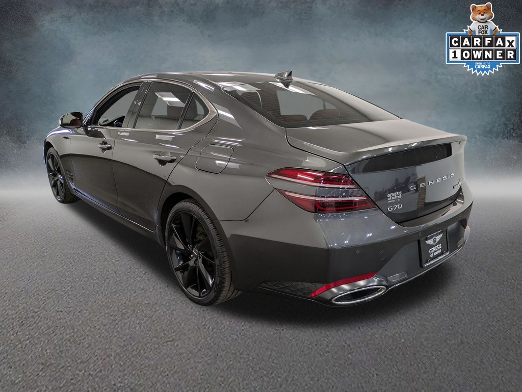 2023 GENESIS G70 Standard - Photo 6