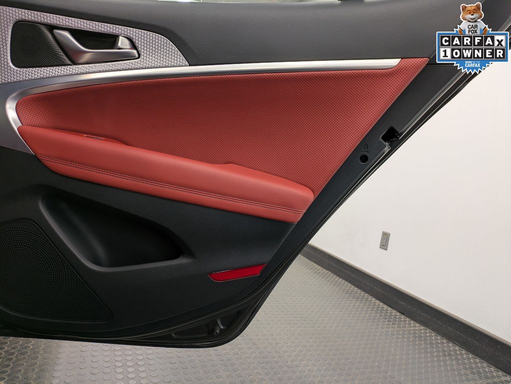 2023 GENESIS G70 Standard - Photo 26