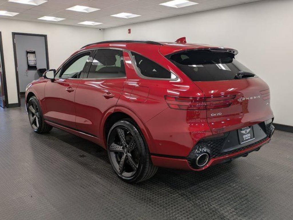 Used 2024 Genesis GV70 SUV