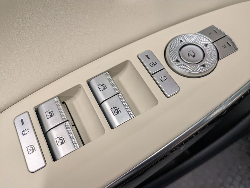 2026 GENESIS GV70 Sport Prestige - Photo 10