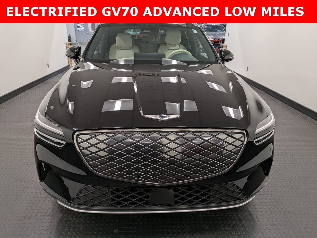 Used 2023 GENESIS GV70 Advanced with VIN 5NMMCET1XPH001032 for sale in Wayne, NJ